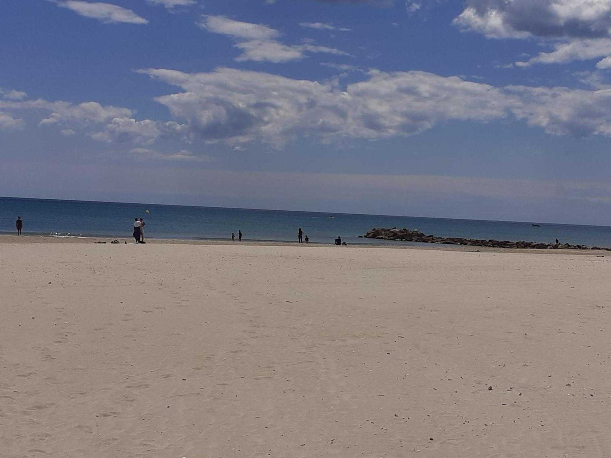 Face A La Plage Палава-ле-Фло Экстерьер фото